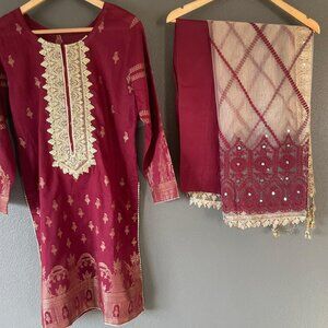 Elegant Maroon Embroidered Traditional Outfit 3-piece